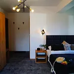 Skalna 150 M Do Kotelnicy I Bani * 비아우카 타트르잔스카