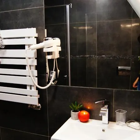 Skalna 150 M Do Kotelnicy I Bani